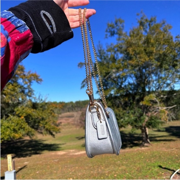 Coach 20 swinger metallic hobo crossbody handbag silver gold two tone mini purse - Picture 5 of 17